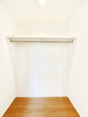 ���̑��@�ߗނ��n���K�[�Ɋ|�����܂܎��[�ł���WIC�B�ߗނ̐������ڂ����₷���ĕ֗��ł��I