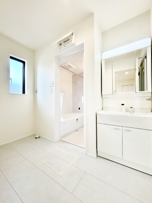 ���ʑ�E���ʏ��@���邢���ʏ��͖����̐g�x�x���y�����ł����Ⴂ�����ł��B