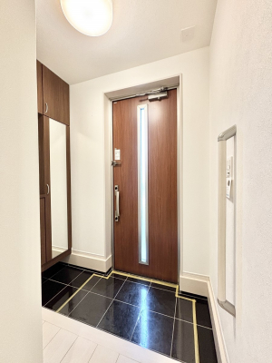 ���ց@�Ƒ��̋A��₨�q�l�������������}���錺��