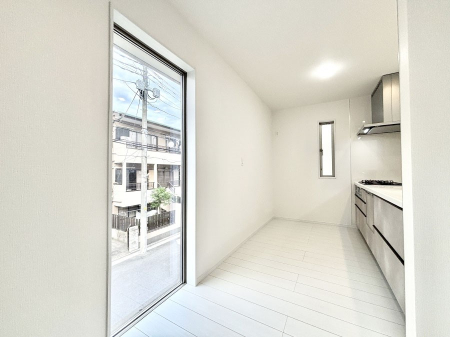 �L�b�`���@��Ƃ肠��L�b�`���ł͂��Ƒ��Ɗy�������������ł��܂��B