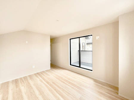 ���̑����ρ@�o���R�j�[���J�������v���X���Ă����m��