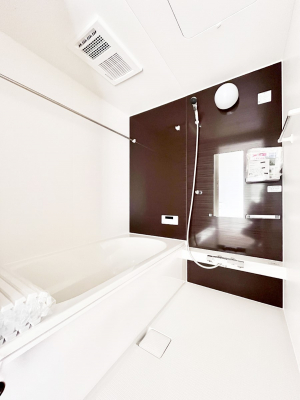 �����@����̔�������Ă���閾�邢�������̂���o�X���[��