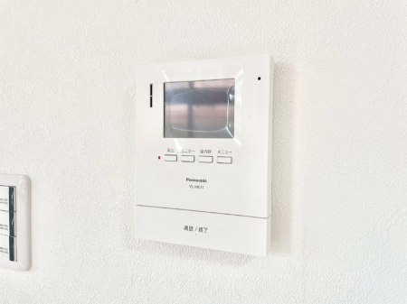 ���̑����ρ@�K��҂���ڂł킩��A���S�̂s�u���j�^�[�t���C���^�[�t�H��