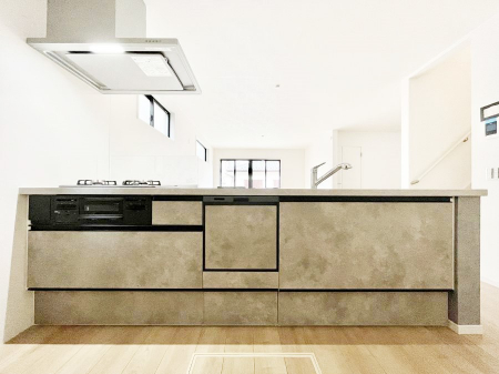 �L�b�`���@�������������I�ɁA�y�����I�V�X�e���L�b�`��