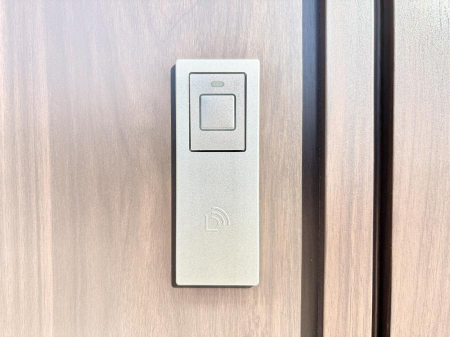 ���̑��@�X�}�[�g�ɊJ���ł���d�q�L�[