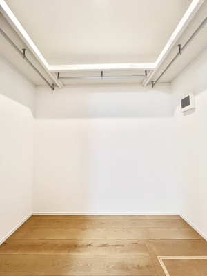 ���̑����ρ@�K��҂���ڂł킩����S�̂s�u���j�^�[�t���C���^�[�z���B �@