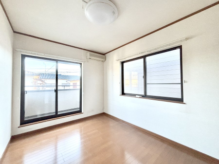 �Q���@���邢�o���R�j�[�T�C�h�ɗm����ݒu�B�ڊo�߂̗ǂ��Q���ɁB 