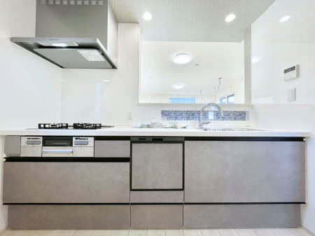 �L�b�`���@�������������I�ɁA�y�����I�V�X�e���L�b�`��  