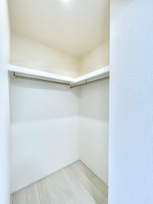 ���̑��@�m����WIC�B���s��������̂Ō���̈ߗނ�����������܂�܂��B