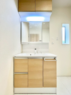 ���ʑ�E���ʏ��@�傫�����₷���O�ʋ��Ő�����������ʑ�́A�g�����Ȃ݃`�F�b�N�┧�̂������ɂ������߂ł��B 