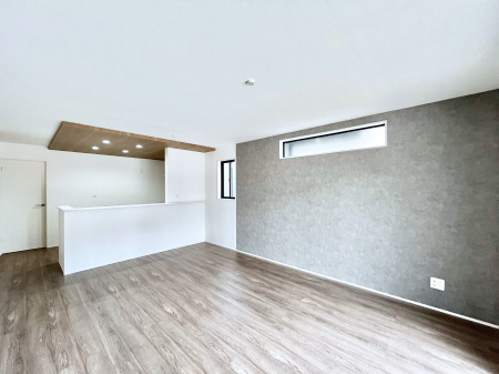 ���r���O�@�Ƒ��c���̎��Ԃ����������Ȃ��났�̃��r���O�_�C�j���O�B   