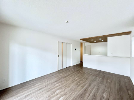 ���̑����ρ@�Ƒ������R�ƏW�܂�e���̃X�y�[�X�ɂȂ肻��