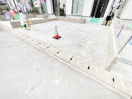 �@�����Ɍ������Ȃ����ԃX�y�[�X�B