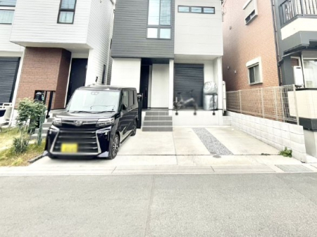 �@�����Ɍ������Ȃ����ԃX�y�[�X�B