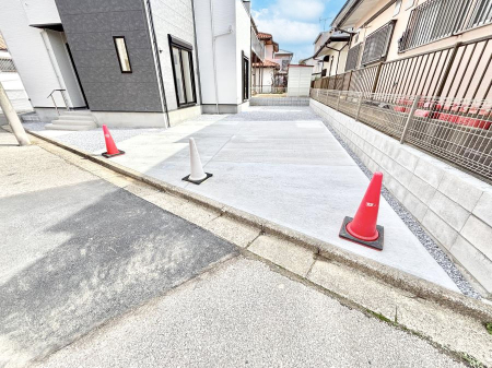 �@�����Ɍ������Ȃ����ԃX�y�[�X�B