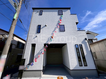 ���n�O�ώʐ^�@�z���ƊJ�����Ɍb�܂ꂽ�p�n�����������}�C�z�[���I