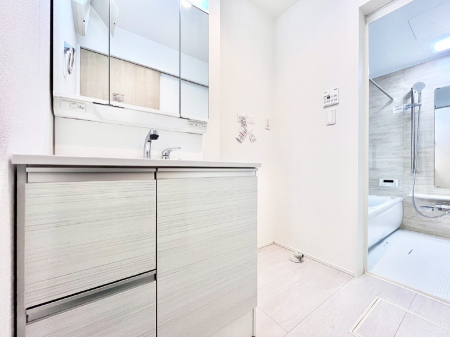 ���ʑ�E���ʏ��@������������ʉ��ώ��Œ��̐g�x�x�����K  