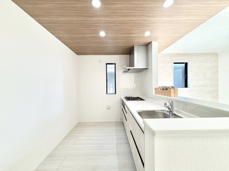 �L�b�`���@��Ƃ肠��L�b�`���ł͂��Ƒ��Ɗy�������������ł��܂��B