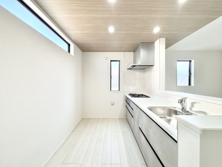 �L�b�`���@��Ƃ肠��L�b�`���ł͂��Ƒ��Ɗy�������������ł��܂��B