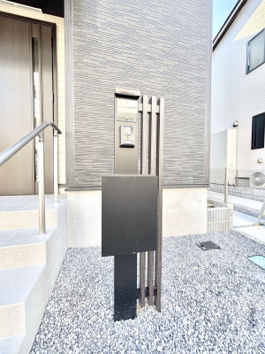 ���̑��@�V���v���f�U�C���̃|�X�g�B