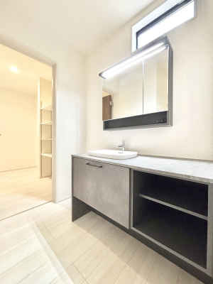 ���̑��@��Ƃ�̐��ʃX�y�[�X�Œ��̐g�x�x�����N���N  