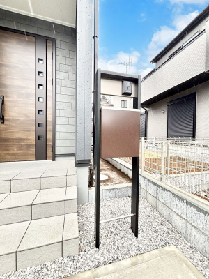 ���̑��@�V���v���f�U�C���̃|�X�g�B