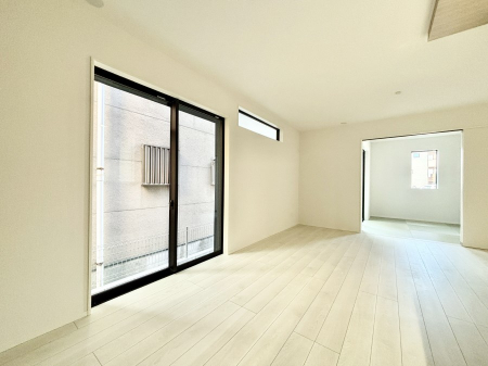 ���̑����ρ@�Ƒ������R�ƏW�܂�e���̃X�y�[�X�ɂȂ肻��  