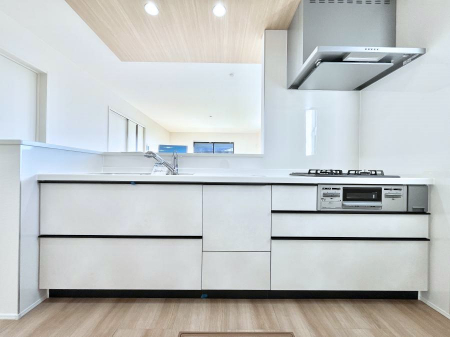 �L�b�`���@�������������I�ɁA�y�����I�V�X�e���L�b�`��  