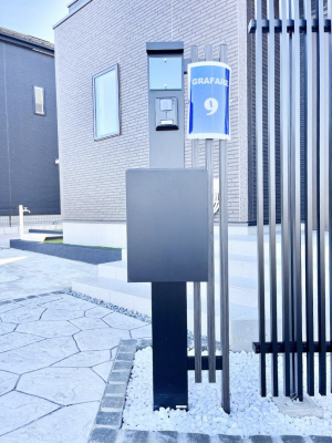 ���̑��@�V���v���f�U�C���̃|�X�g�B