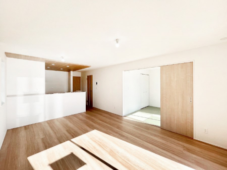 ���̑����ρ@�Ƒ������R�ƏW�܂�e���̃X�y�[�X�ɂȂ肻��