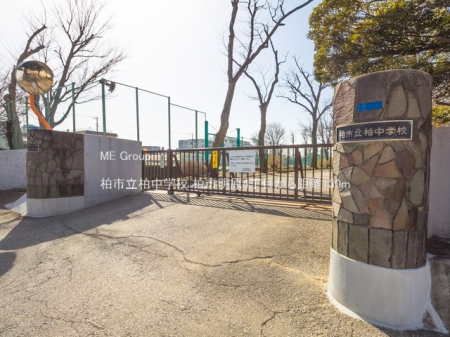 ���ӊ��@���w�Z 130m ���s�������w�Z