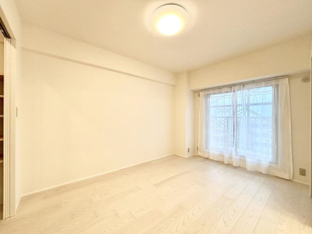 ���̑����ρ@�o���R�j�[���J�������v���X���Ă����m��  