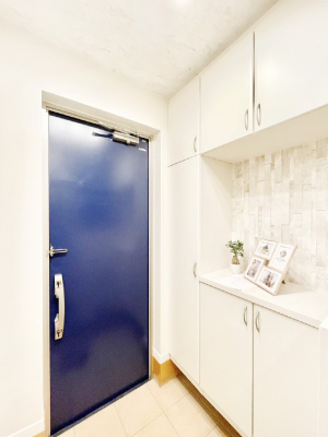 ���ց@���Ƒ��₨�q�l���C�����悭���o�}���ł��鉸�₩�ȕ��͋C�̌��ւł��B