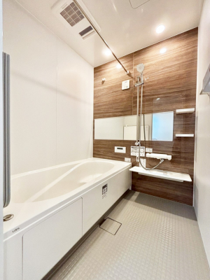 �����@����̔�����₷��؂ȃo�X�^�C���B�������Ƃ����C���y����Ŕ����Ƃ肽���ł��ˁI  