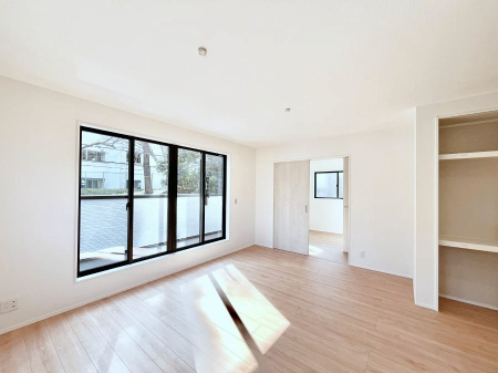 ���̑����ρ@�Ƒ������R�ƏW�܂�e���̃X�y�[�X�ɂȂ肻��