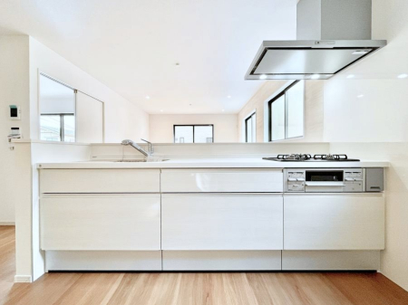 �L�b�`���@�������������I�ɁA�y�����I�V�X�e���L�b�`��  