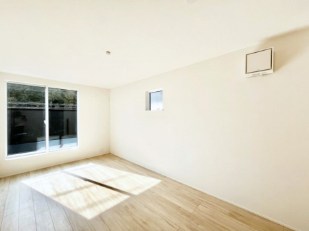 ���̑����ρ@�o���R�j�[���J�������v���X���Ă����m��