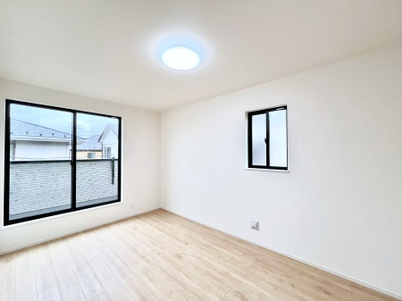 ���̑����ρ@2�ʍ̌����m�ۂ������邢��ԁB�Ƒ��݂�Ȃ����K�ȕ�炵����������݌v�ł��B