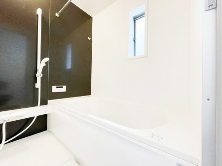 �����@����̔�������Ă���閾�邢�������̂���o�X���[��