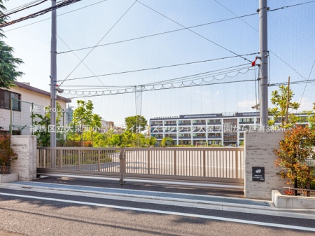 ���ӊ��@���w�Z 300m ���n�旧��򓌏��w�Z