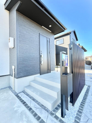 ���ց@�O��