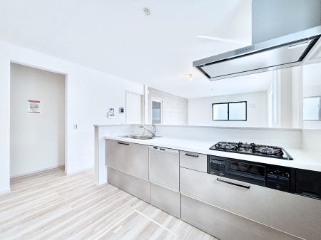 �L�b�`���@��e�ʎ��[�ł���p���g���[�t���̃V�X�e���L�b�`���B