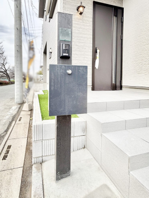 ���̑��@�\�D�E�C���^�[�z���E�|�X�g���ЂƂɏW��