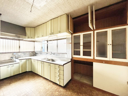 �L�b�`���@�L�X�Ƃ����g������̗ǂ��L�b�`���œ��X�̂��������y�����Ȃ肻��