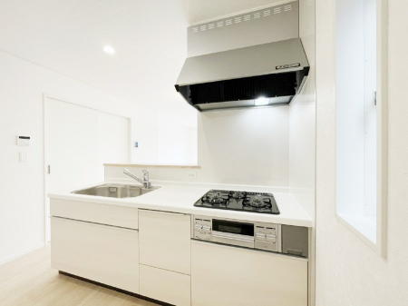 �L�b�`���@���������Ȃ��炲�Ƒ��Ƃ̉�b���y���߂�ΖʃJ�E���^�[�L�b�`��