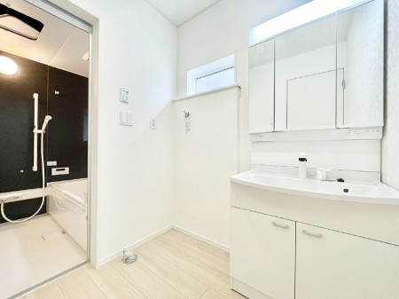 ���̑��@���������Ă���̂Ŏ��C�̑����ꏊ�ł����C���\���s���܂��B�����̐g�x�x���C�����ǂ��I