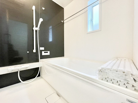 �����@����̔�������Ă���閾�邢�������̂���o�X���[��