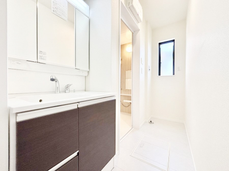 ���̑��@1���̎n�܂���S�n�悭�I�_�炩�Ȓ��̌����������鑋���������ʎ�