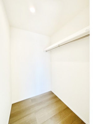 ���̑��@�ߗނ��n���K�[�Ɋ|�����܂܎��[�ł���WIC�B�ߗނ̐������ڂ����₷���ĕ֗��ł��I