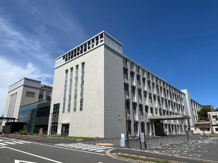 ���ӊ��@�a�@ 2500m �������ۈ�Ì����Z���^�[���{��a�@